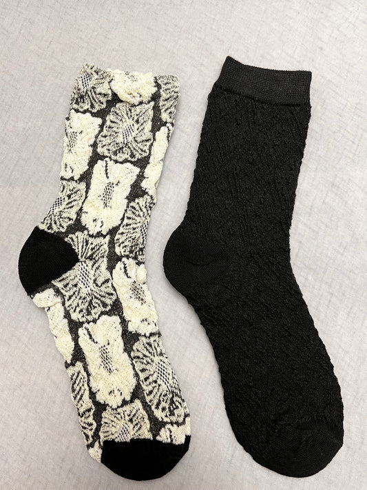 3 Pairs Retro Textured Socks.